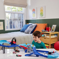 Pista para coches de juguete Global Racers Cup Pista de salto GRC Disney Pixar Cars Mattel