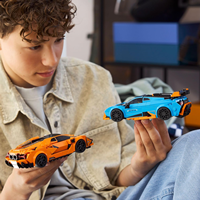 LEGO 77238 Lamborghini Revuelto y Huracán STO